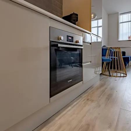 Pass The Keys Flat 10 - Luxurious 1 Bedroom Haven: Elevate Your Experience * Birmingham