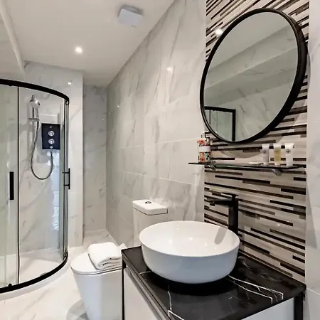 Apartment Pass The Keys Flat 10 - Luxurious 1 Bedroom Haven: Elevate Your Experience Birmingham