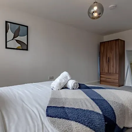 Pass The Keys Flat 10 - Luxurious 1 Bedroom Haven: Elevate Your Experience * Birmingham