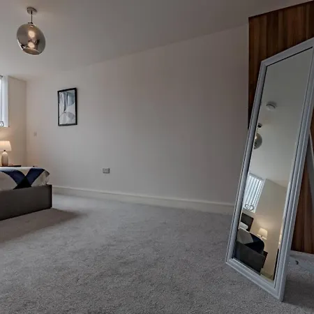 Pass The Keys Flat 10 - Luxurious 1 Bedroom Haven: Elevate Your Experience Birmingham