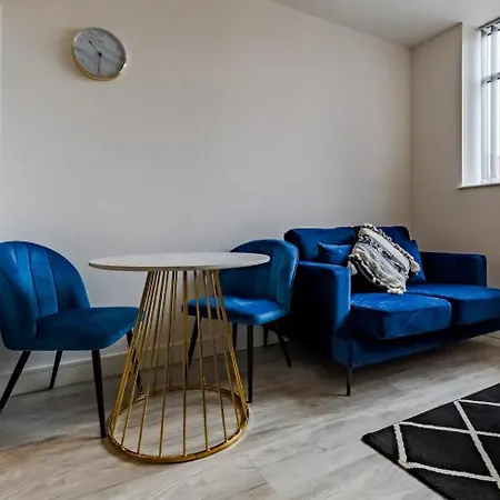 Pass The Keys Flat 10 - Luxurious 1 Bedroom Haven: Elevate Your Experience * Birmingham